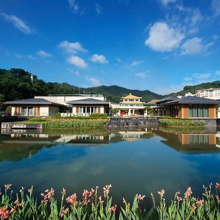Shenzhen Silver Lake Conference Center Hotel Bagian luar foto